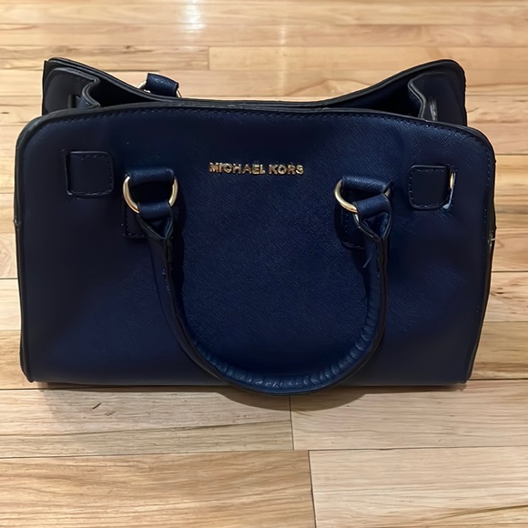 MK hand bag - Picture 1 of 9